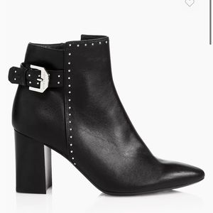 Aquatalia Boots size 9.5
Peri Studded Leather Ankle‎ Boots NIB